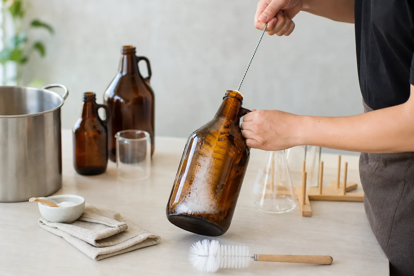 Lavado del growler BACO con una gota de detergente